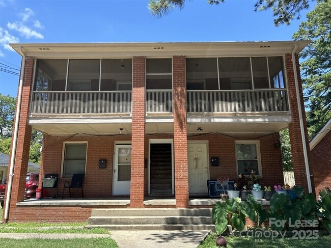 Photo - 2729 Bancroft St Apartment Unit 4