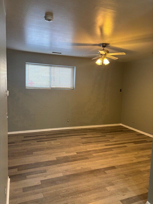 Photo - 1023 44th St