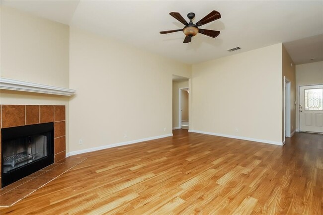 1561 Kenneys Way