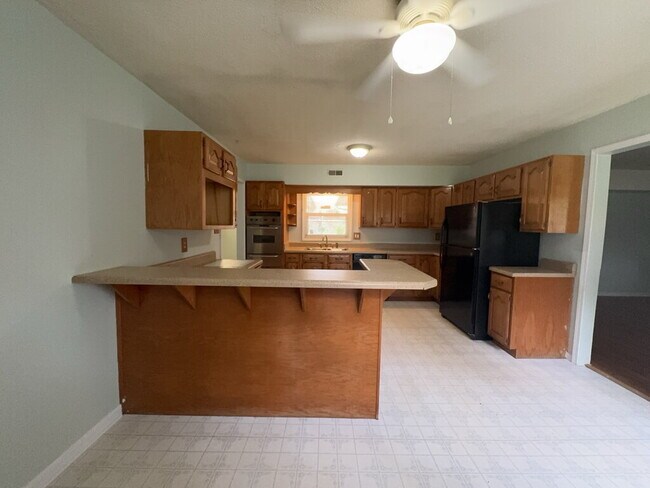 Photo - 110 Birch Rd