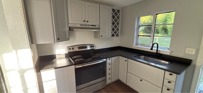 Photo - 1404 Briarcliff Dr