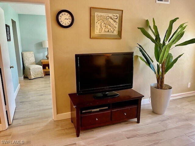 Photo - 4250 Jack Frost Ct Unidad 4505