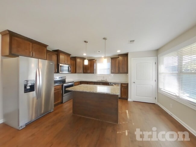 Photo - 1259 Magnum Dr