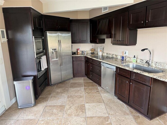 Photo - 15760 SE 140th Ave