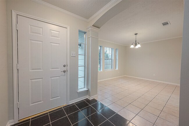 Photo - 17523 Coventry Oaks Dr