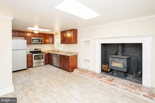 Photo - 8901 Beauchamp Dr