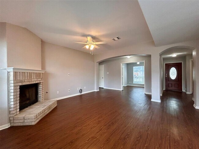 Photo - 1019 Terra St