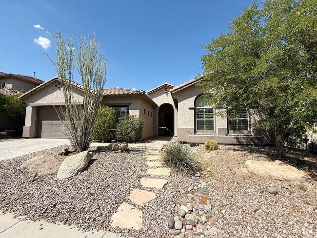 Building Photo - "Spacious 3-Bedroom/2 Full Bath Home with ...