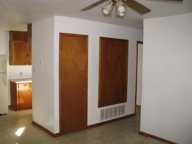 Building Photo - 234 Putnam St Rental