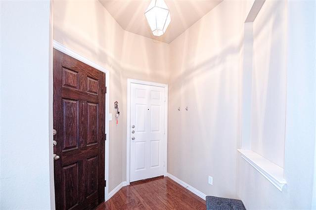 Photo - 10232 Benwick Dr