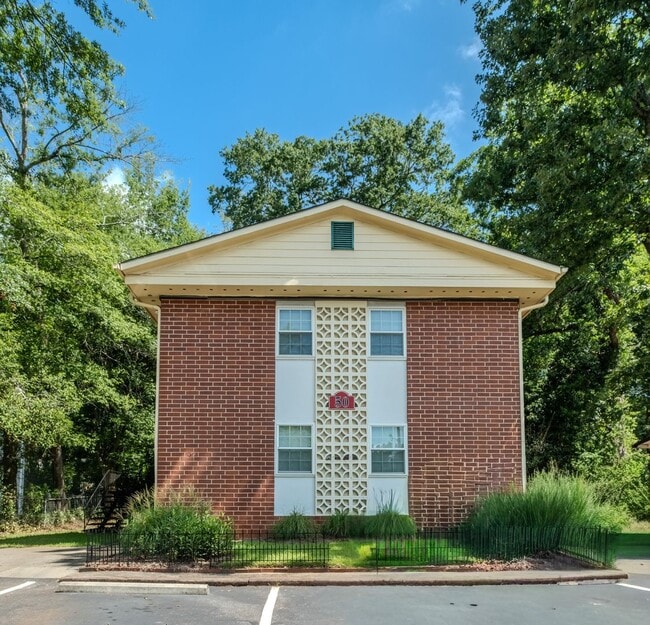 Building Photo - 50 Springdale St Unit 1