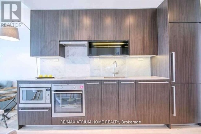 Photo - 115 McMahon Dr Unité 308