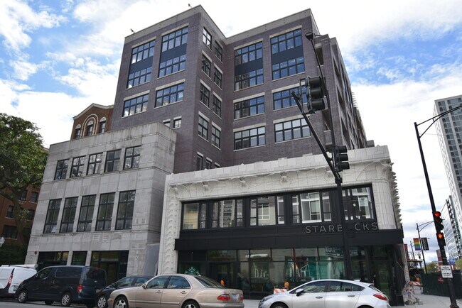 Building Photo - 3833 N Broadway Unit 612 Rental