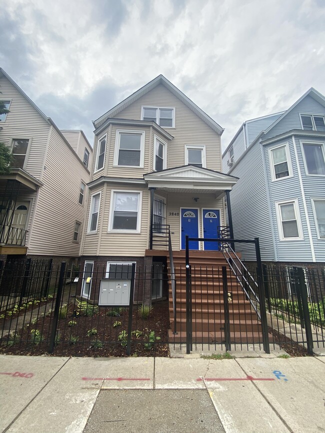 Photo - 3840 W Diversey Ave Apartments Unit 2