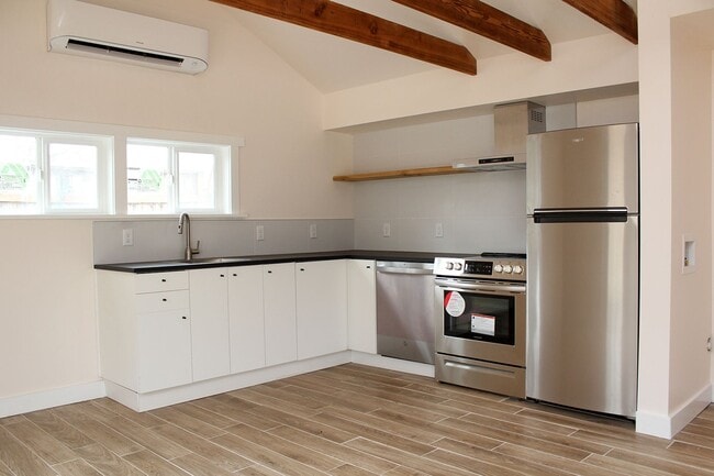 Photo - 4135 NE 72nd Ave. Unit B - ADU