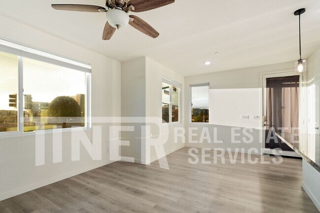 Photo - 3698 E Commerce Way