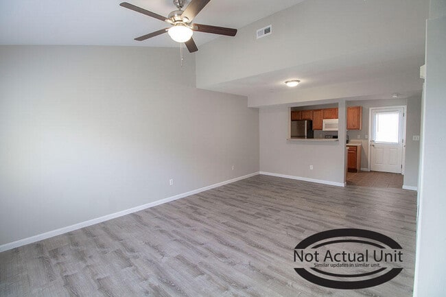 Photo - 1419 Bodie Dr