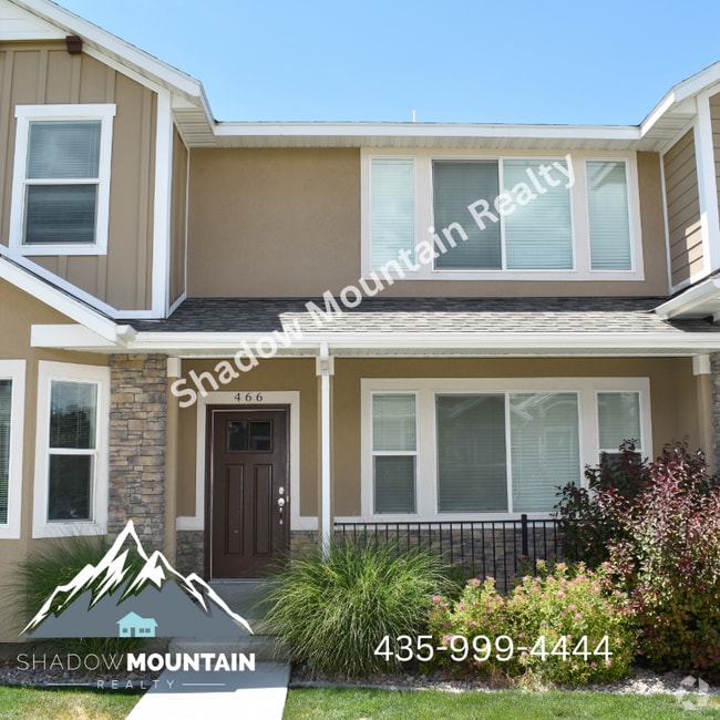Building Photo - 466 E 2170 N Rental