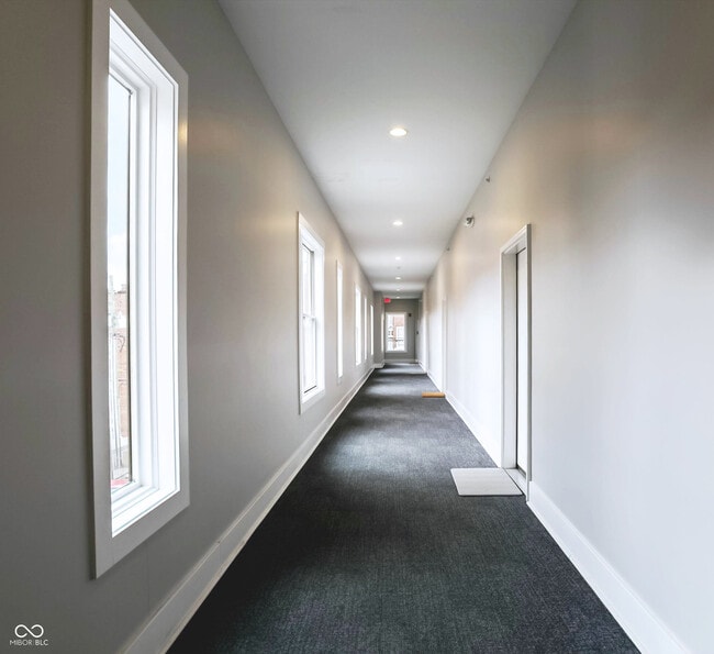 Photo - 233 E St Joseph St Unit 3E