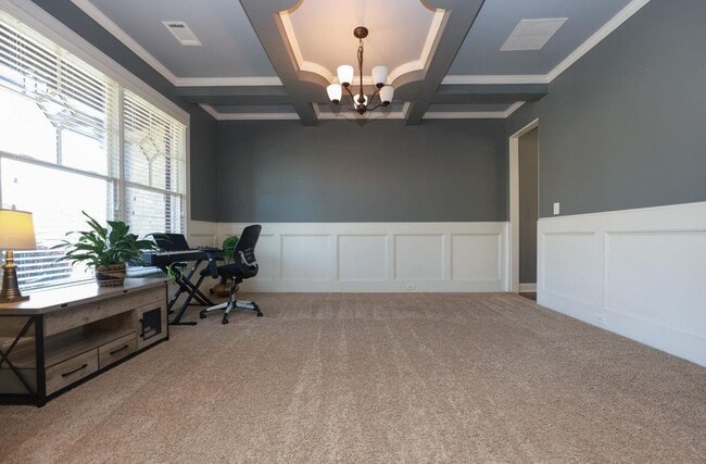 Photo - 4669 Sierra Creek Dr NE