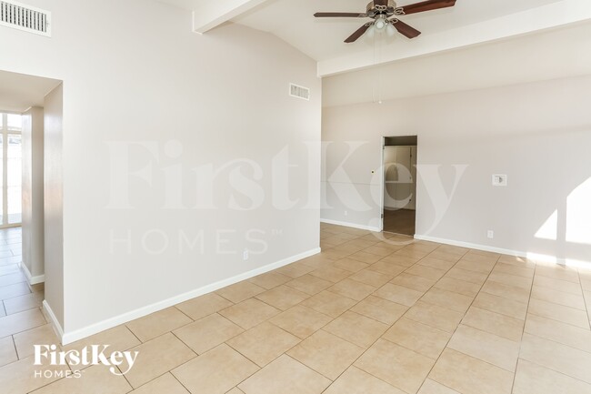 Photo - 6237 Rassler Ave