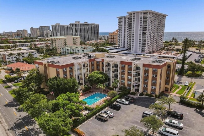 Building Photo - 400 N Riverside Dr Unit 104 Rental