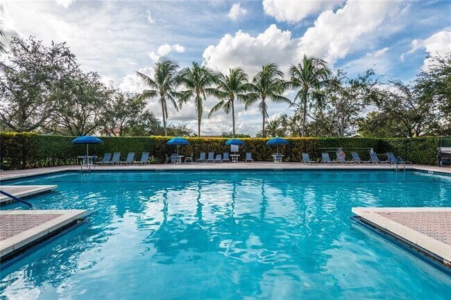 Photo - 1489 Barcelona Way