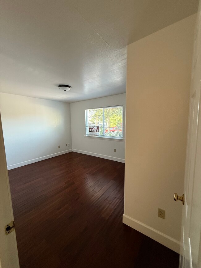 Photo - 142 Sheryl Dr Unit 2 bed / 1 bath