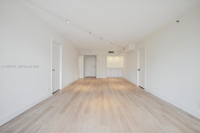 Photo - 20225 NE 34th Ct Unit 312