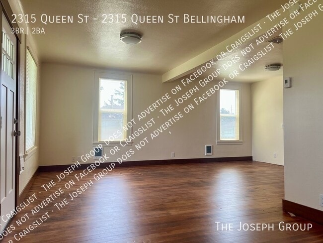 Photo - 2315 Queen St