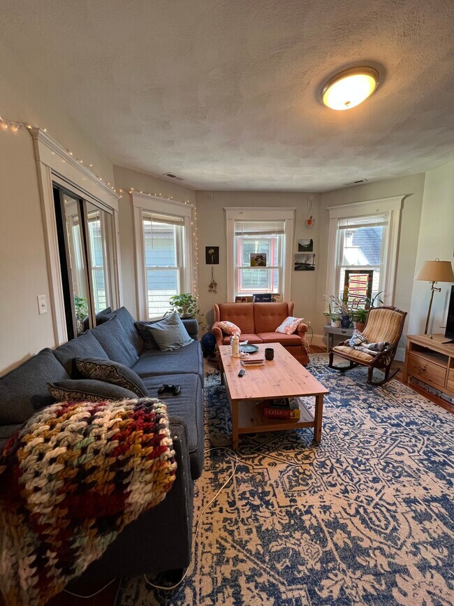 Photo - 305 Highland Ave Unit 3