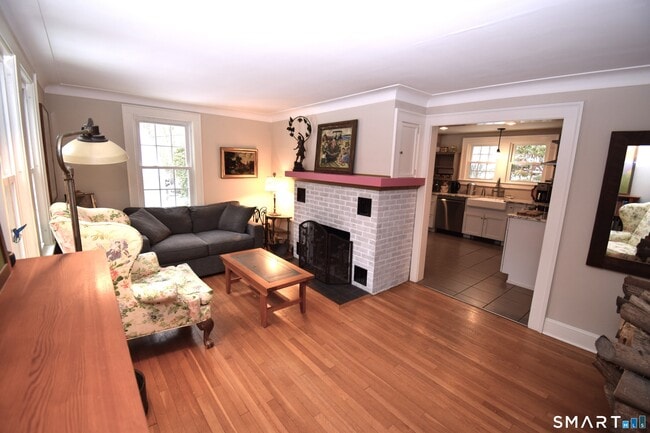 Photo - 2203 Durham Rd