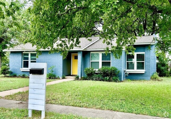 Building Photo - 4914 Scarsdale Dr Rental