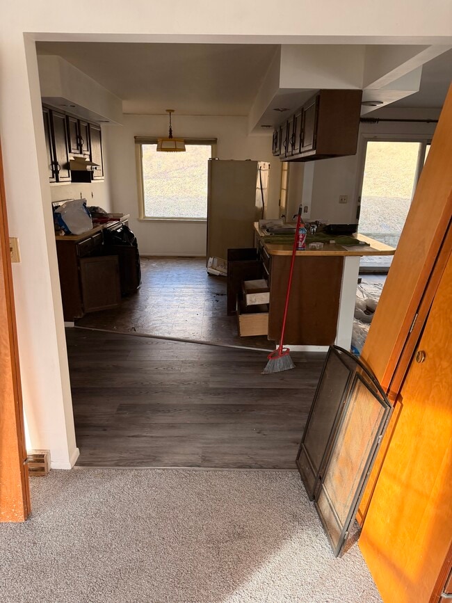 Photo - 1 Sylvan Spring Dr