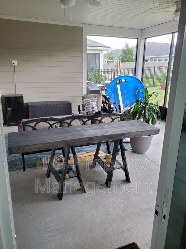 Photo - 166 Palisade Dr