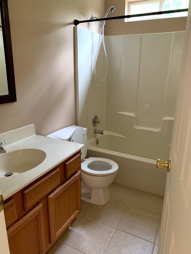 Photo - 175 Richmond Pl