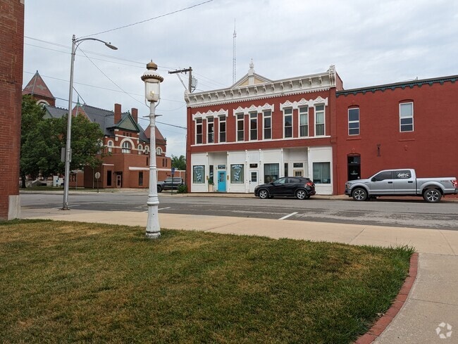 View of building and courthouse next door - 114 S Pearl St Unit A Rental