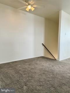 Building Photo - 425 Leaf Ave.