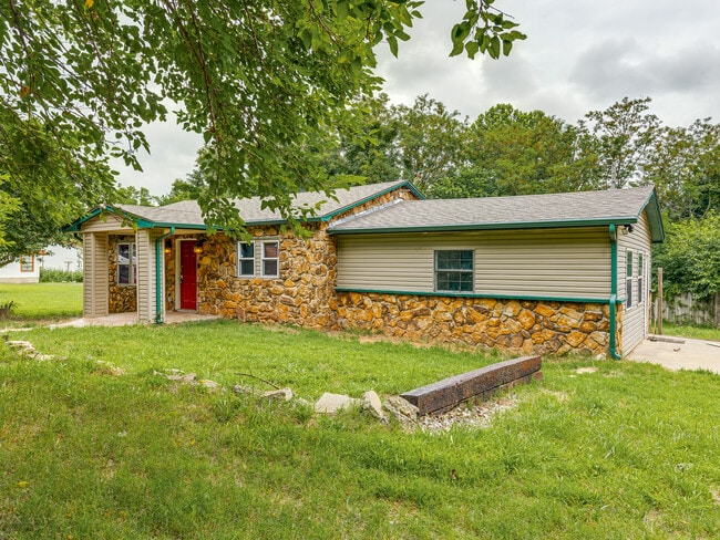 Photo - 817 S Park Ave