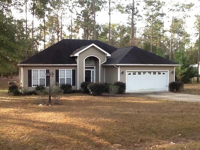 Building Photo - 318 Riverchase Dr Rental