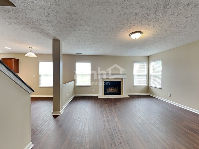 Photo - 6624 Coppel Ct