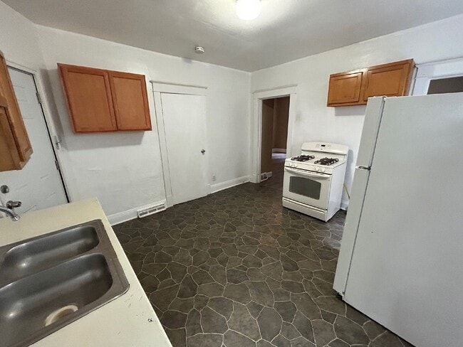 Photo - 2443 S 9th St