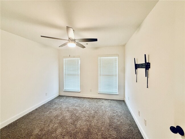 Photo - 424 NW 59th Ave
