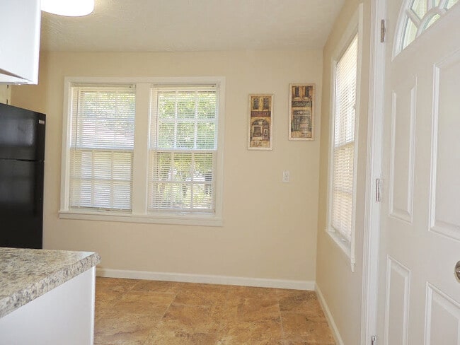 Photo - Beautifully Renovated 3BR Cape Cod in Shaker Heights – Spacious & Move-In Ready!