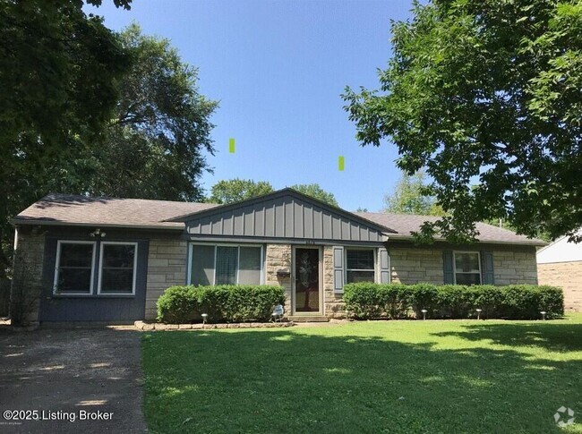 Building Photo - 2010 Cedarcrest Dr Rental