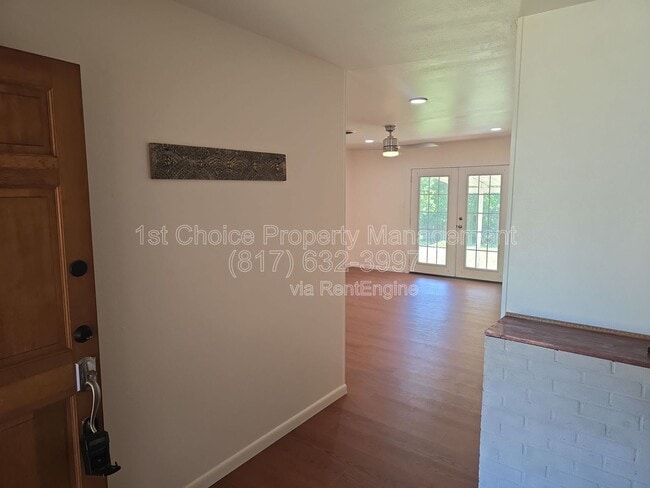 Photo - 5621 Wedgworth Rd