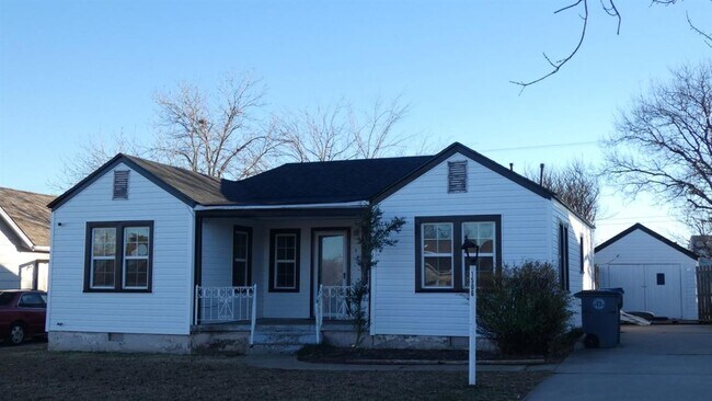 Photo - 1506 NW Arlington Ave