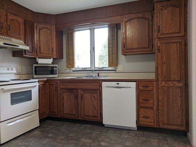 Photo - 6 Mansion Woods Dr Unit A