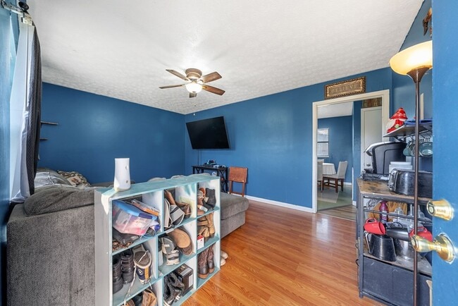 Photo - 1405 Barberry Pl