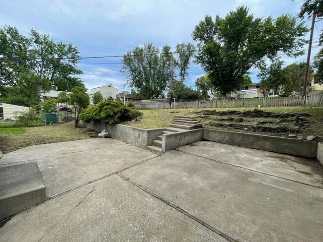 714 SW 30th St